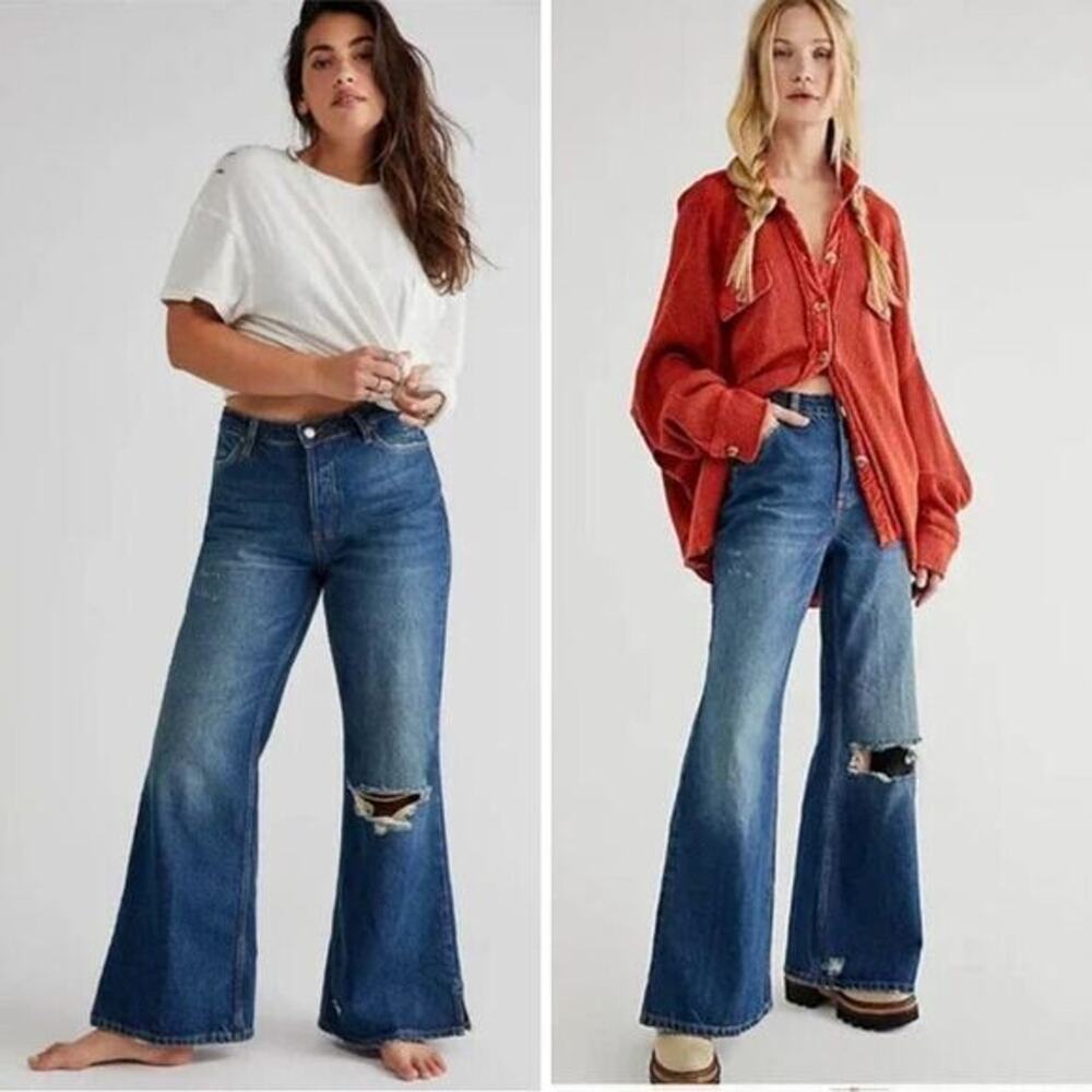 New Free People WTF CRVY Misfit Flare Jeans $128 SIZE 28